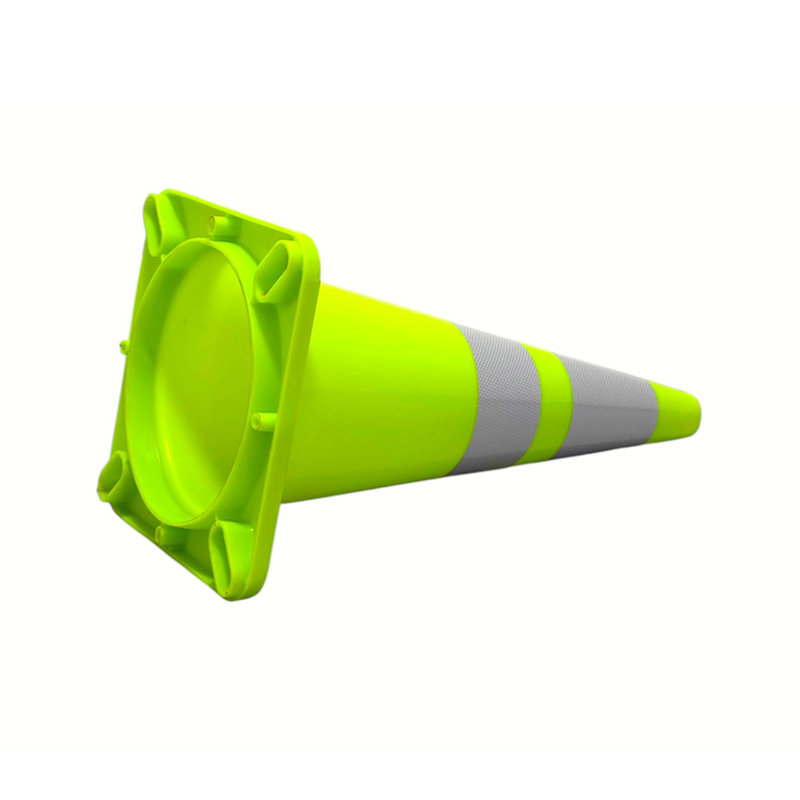 Cone de segurança de trânsito em PVC de alta elasticidade com base de borracha ponderada opcional para controle rodoviário em todas as condições climáticas e isolamento de perigos Cone de segurança de trânsito em PVC de alta elasticidade com base de borracha ponderada opcional para controle rodoviário em todas as condições climáticas e isolamento de perigos