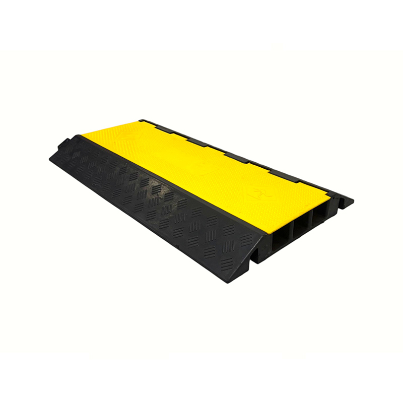 Base de borracha reforçada, alta capacidade de carga, capa de pvc, protetor de cabo resistente de 3 canais