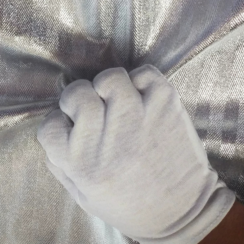 Avental aluminizado resistente a altas temperaturas